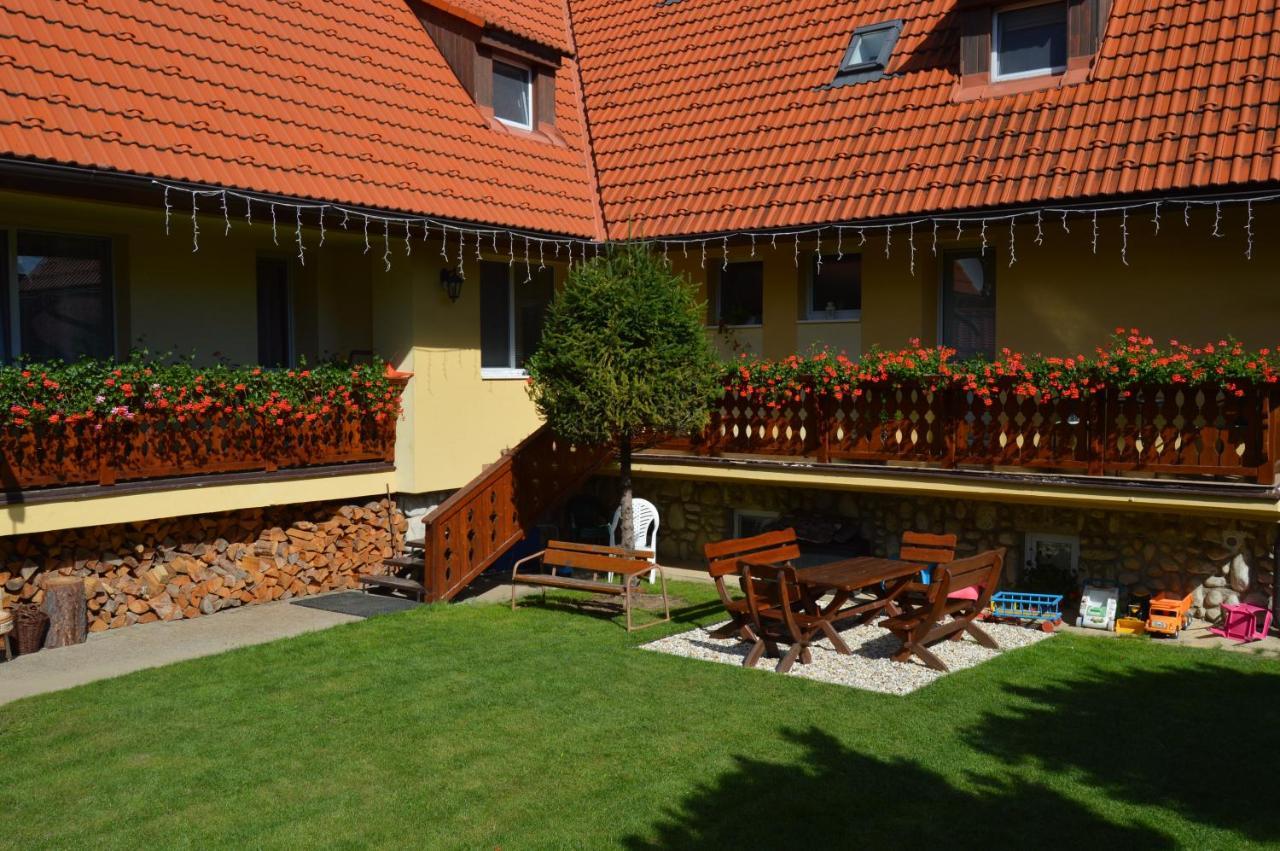 Villa Tatran Stara Lesna Ngoại thất bức ảnh